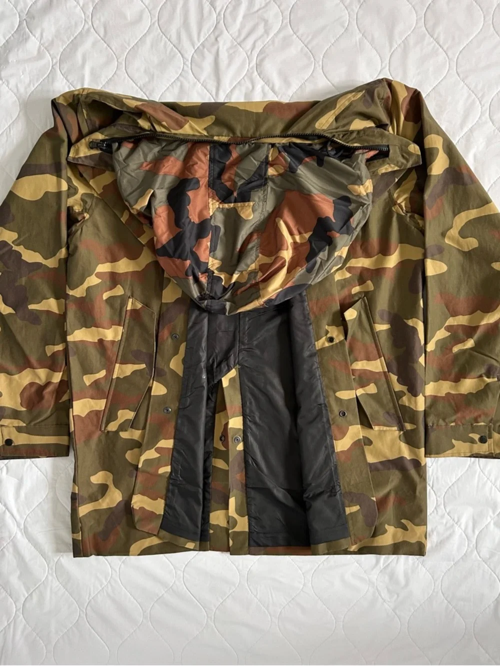 Herschel Supply Company Men's Camo Field Jacket in Olive, Khaki, Brown - Picture 6 of 7